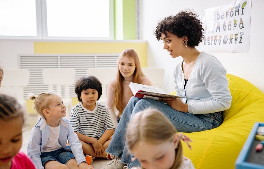 Does pre-school education give children an advantage?